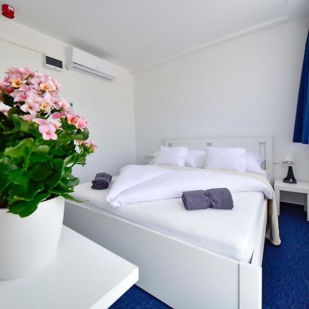 Zama Hotel Zamárdi Dış mekan fotoğraf